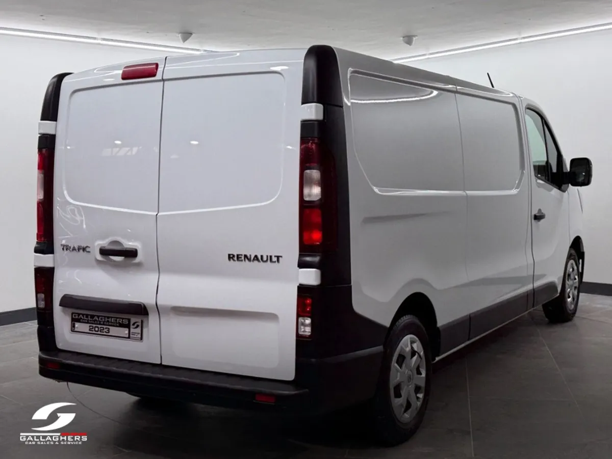Renault Trafic (231) LL30 BLUE 2.0 DCI 130 BUSINES - Image 4