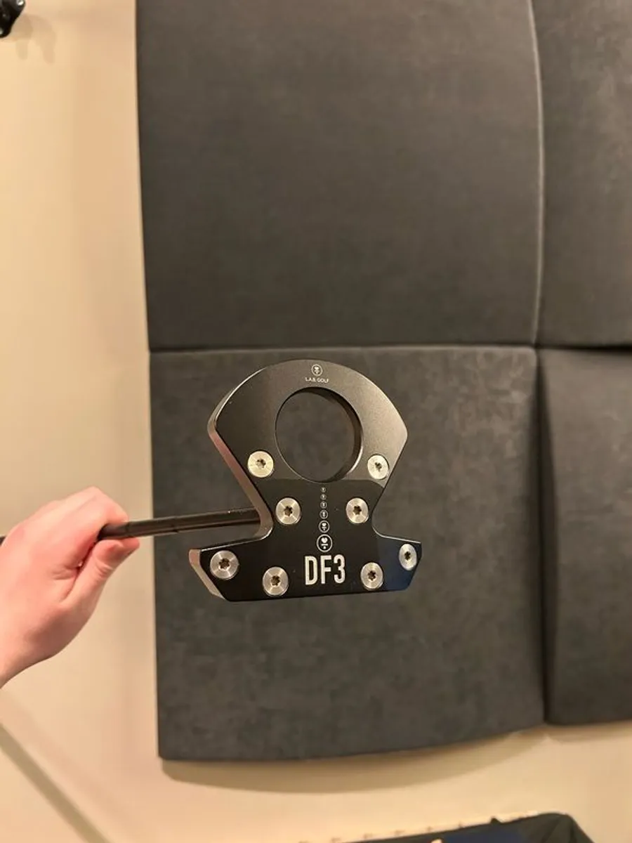 L.A.B DF3 putter (With Mcguirks receipt) - Image 1