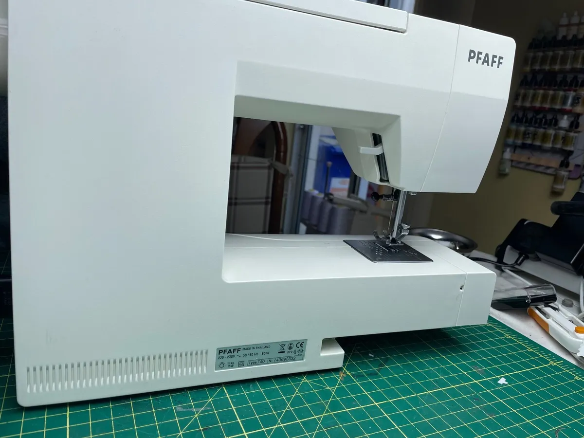 PFAFF hobby 1022 Sewing machine - Serviced - Excel - Image 3