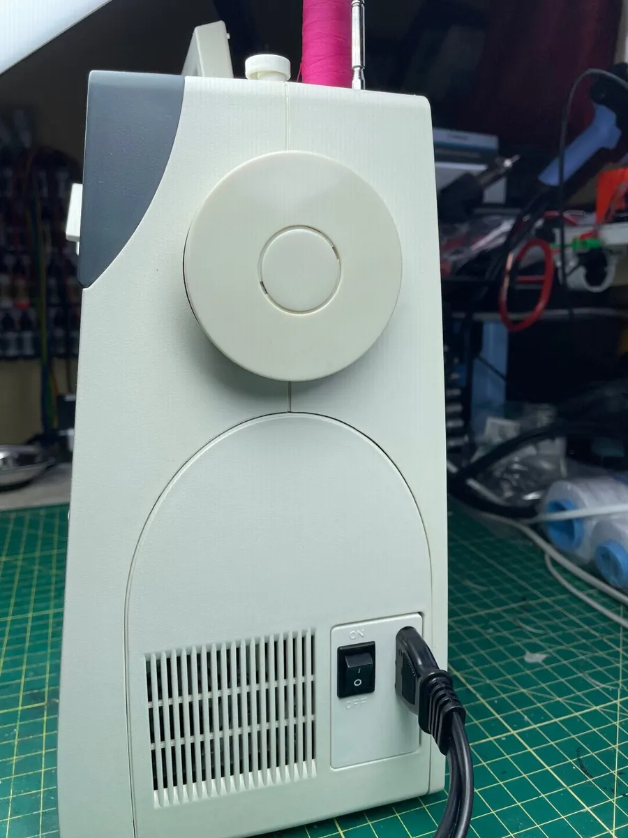 PFAFF hobby 1022 Sewing machine - Serviced - Excel - Image 4