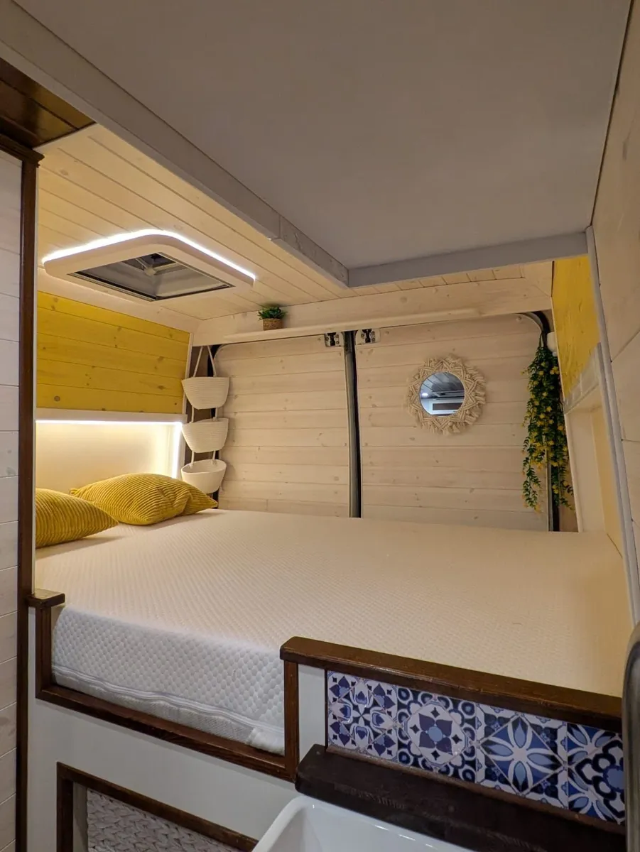 Campervan - Image 4