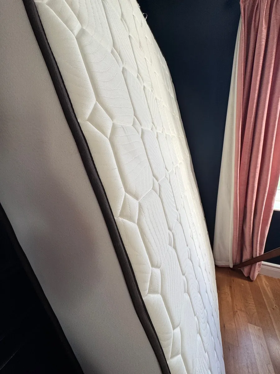 Double Mattress - Image 2