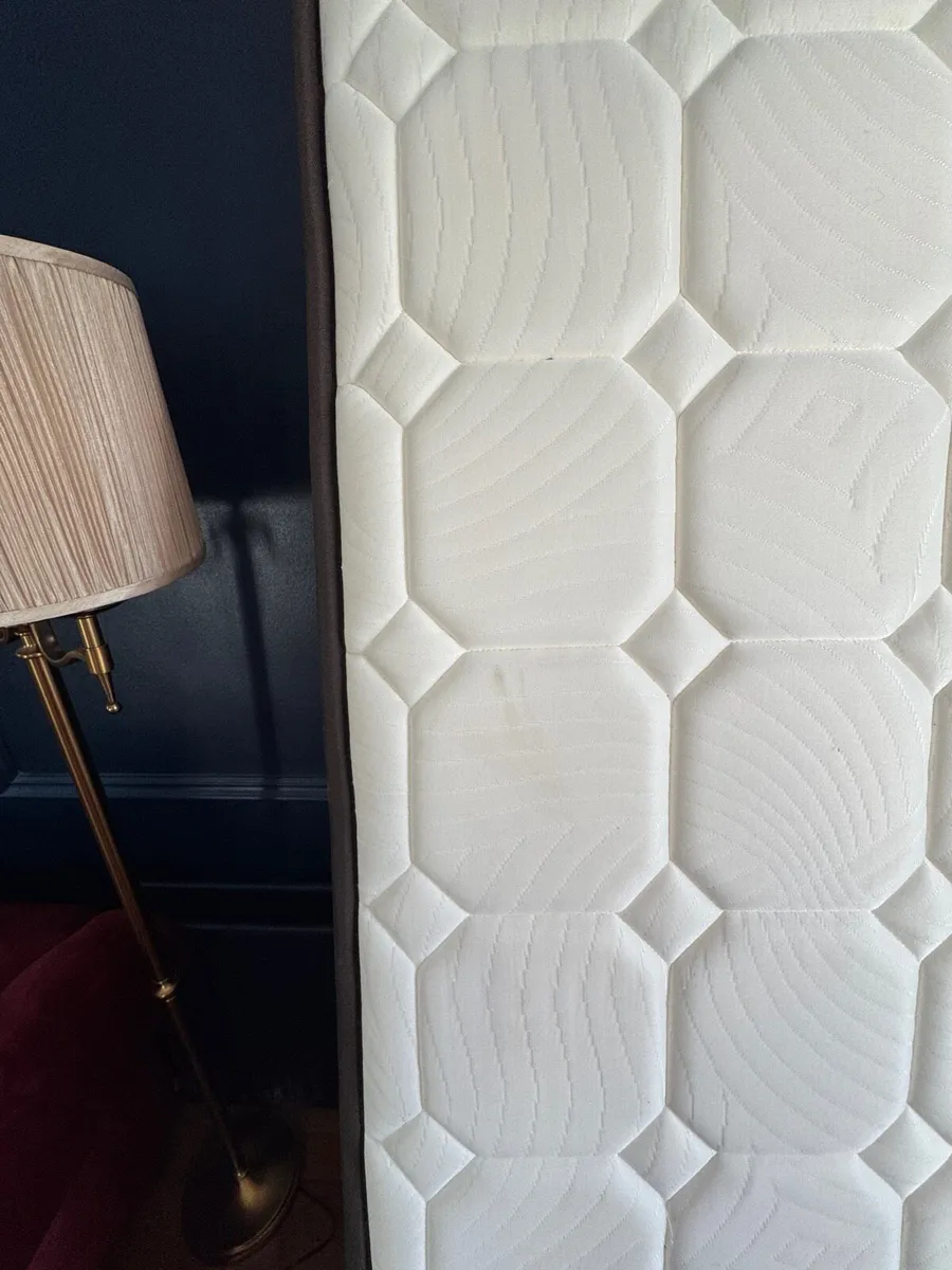 Double Mattress - Image 3