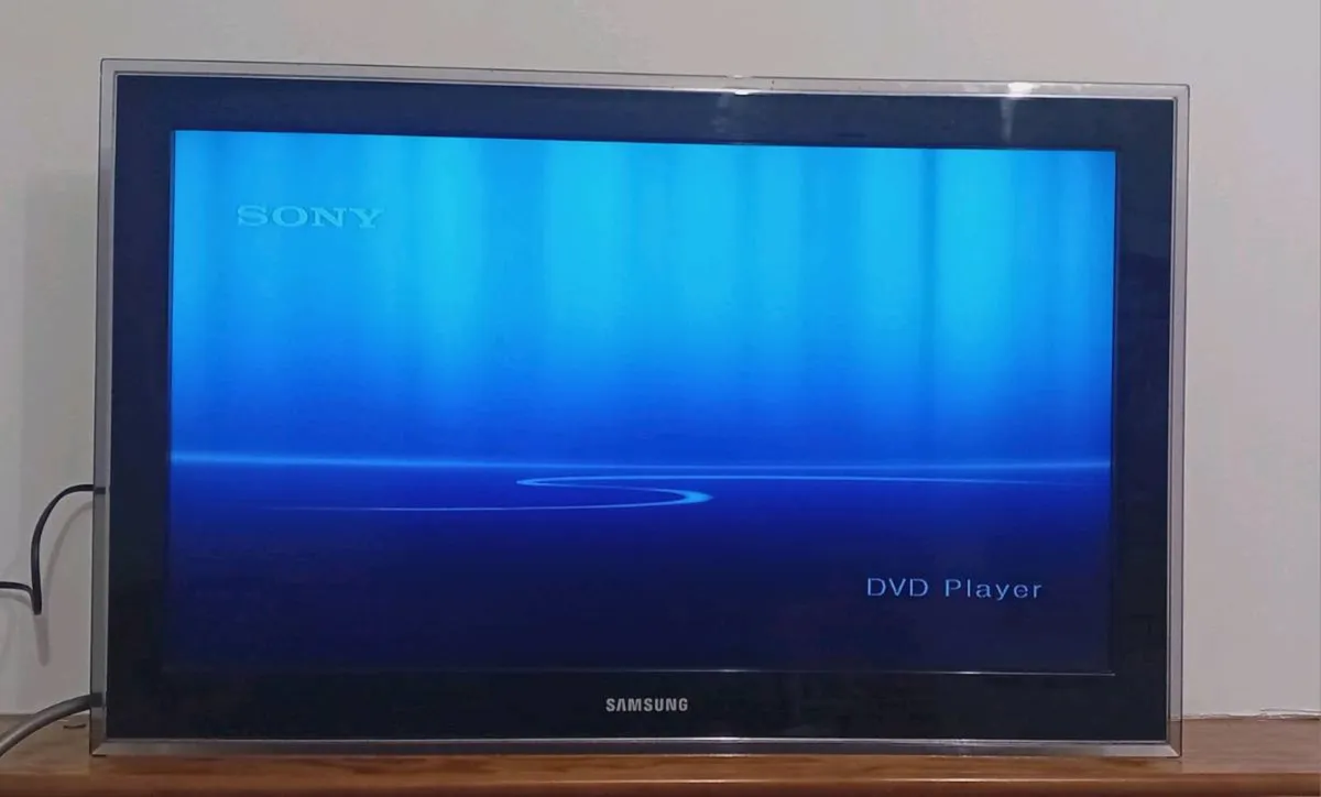 Samsung TV - Image 3