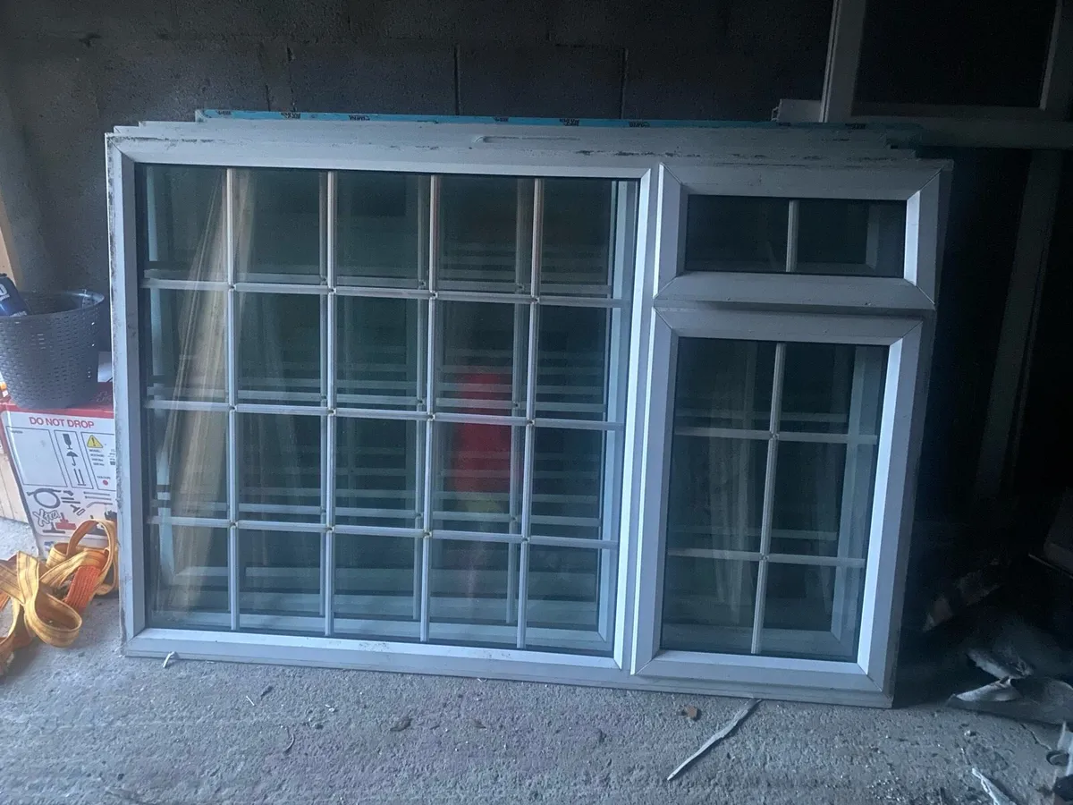 ✳️ 2X MATCHING UPVC WINDOWS FOR SALE