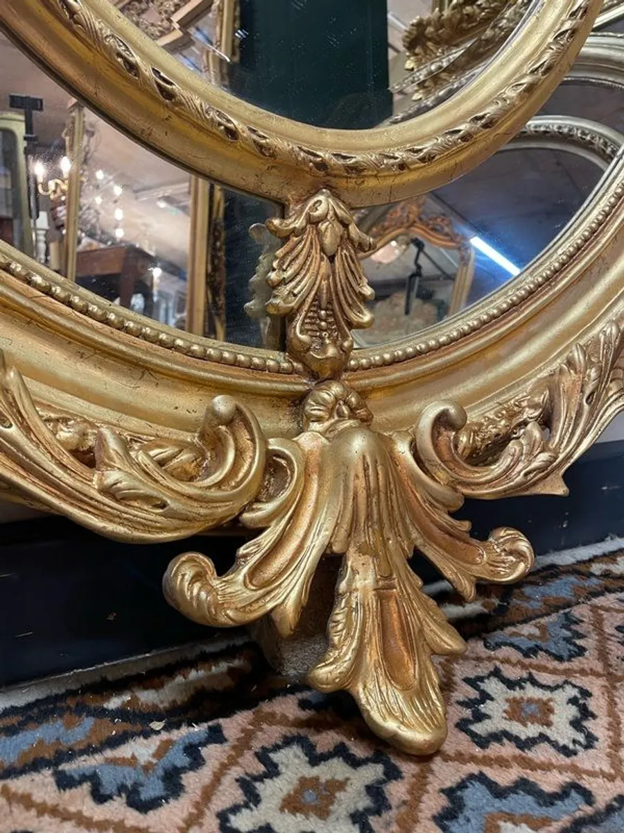 FLASH SALE ! Was 550 now 475 ! Large Ornate Gilt Wood Oval Mirror. A Statement Piece. - Image 2