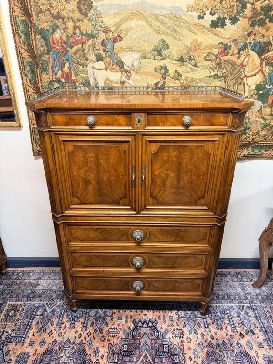 FLASH SALE! Was 760 Now 650 ! Fine Vintage Karges Solid Walnut Commode on Chest - Image 3