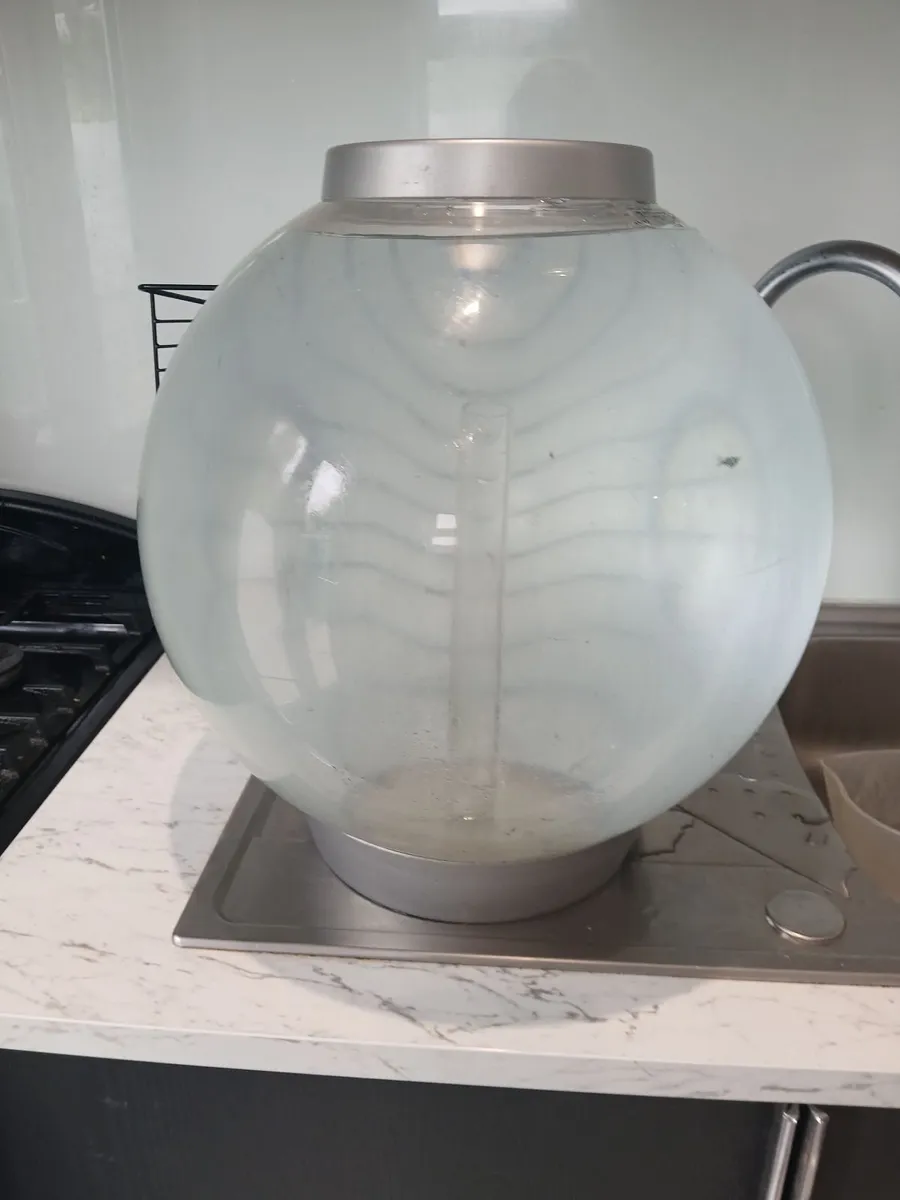 Orb Fish Aquarium - Image 1