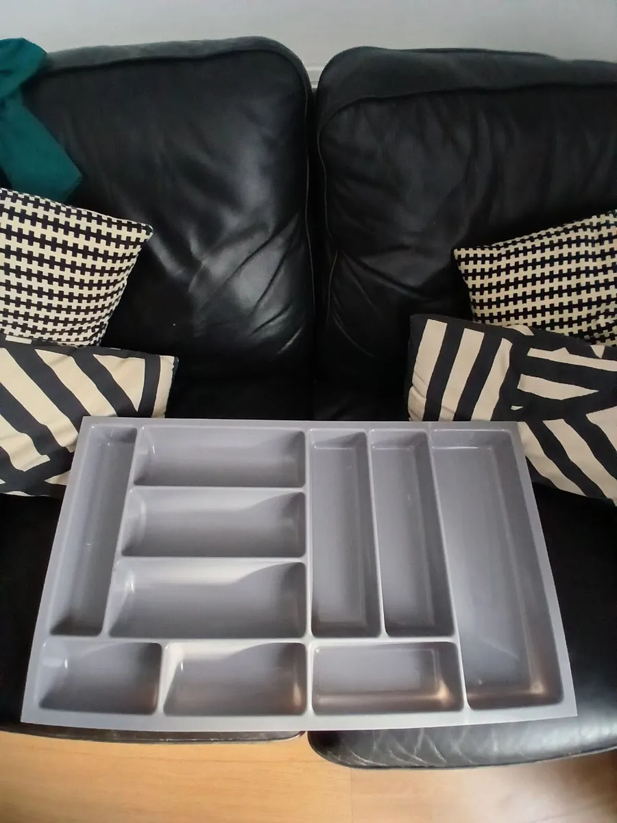 FREE Cutlery insert for drawer - Image 3