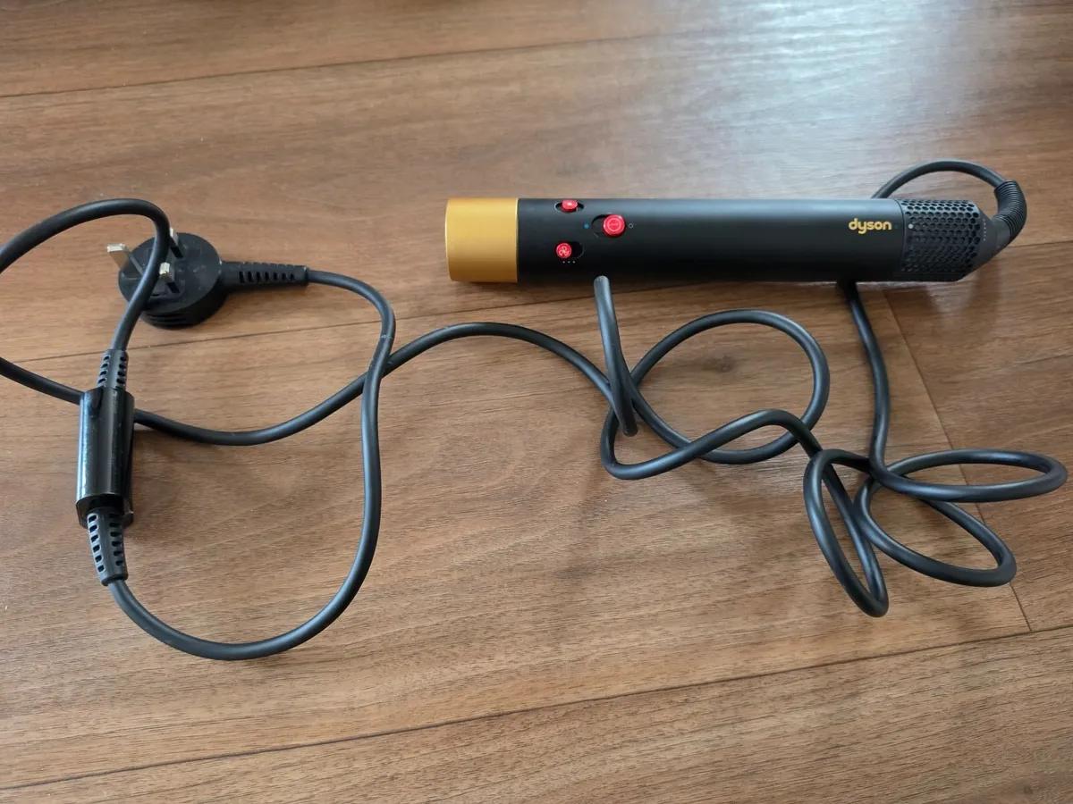 Dyson Airwrap multi-styler and dryer - Image 4