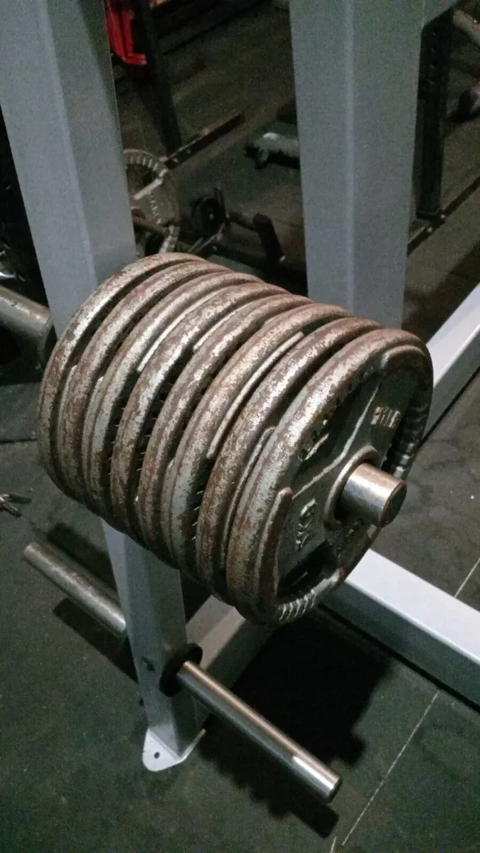 Marcy 120kg Tri-Grip Olympic Cast Iron Weight Set - Image 1