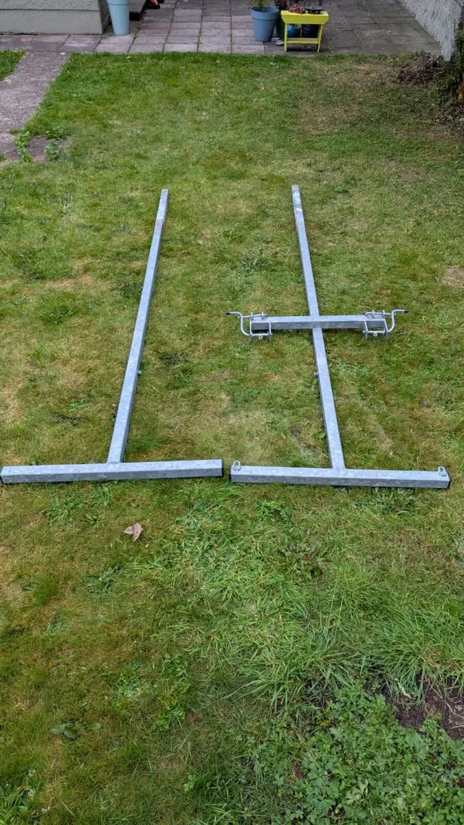 Washing line T-bar poles - Image 3
