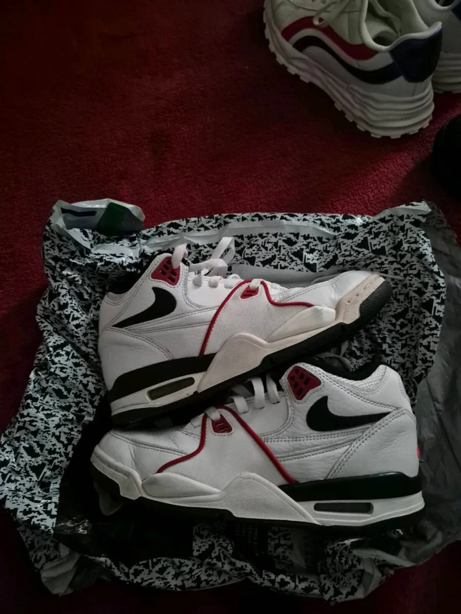 TRAINERS ETC - Image 4