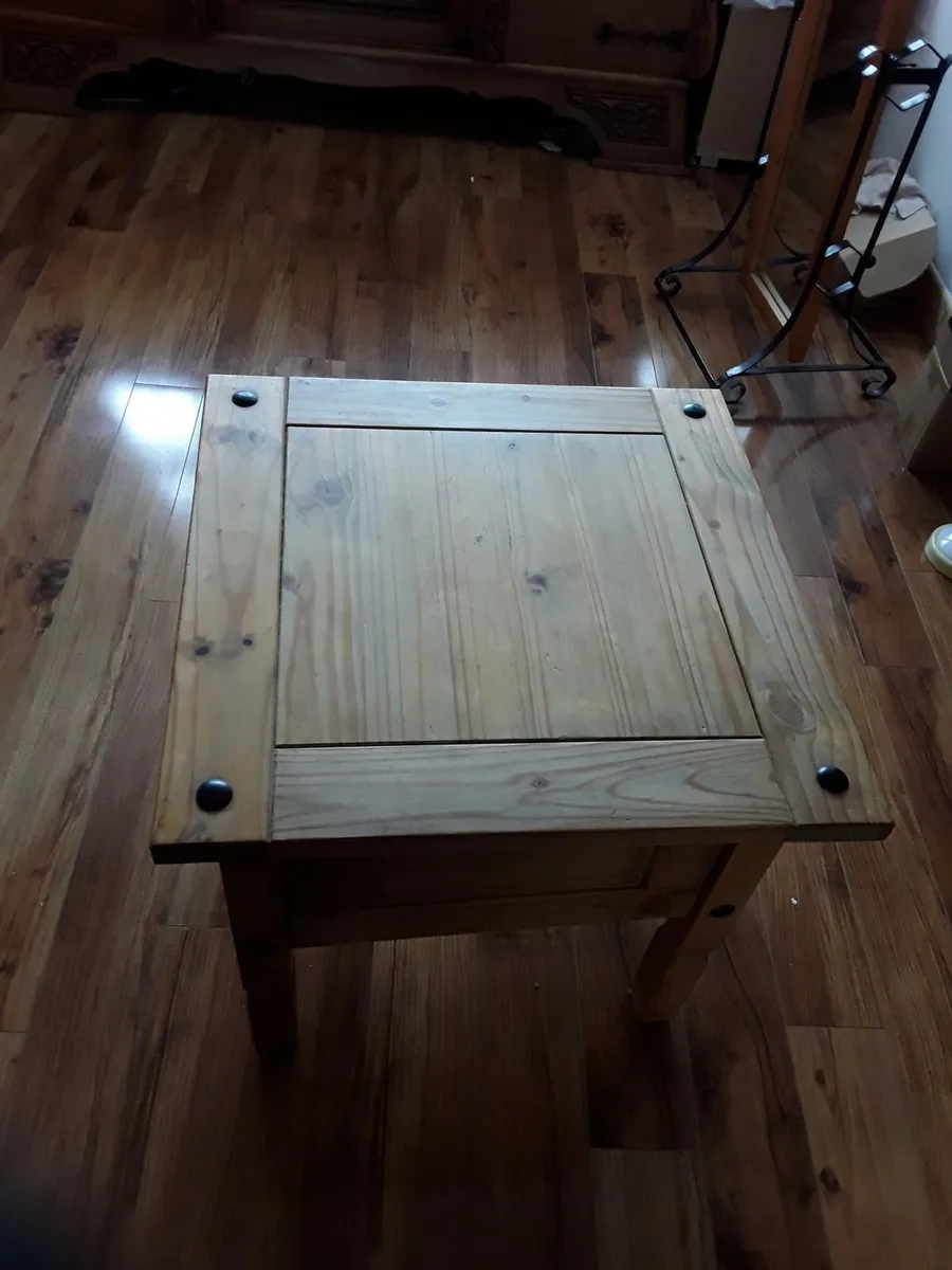 Strong sturdy solid wooden Corona coffee table - Image 2