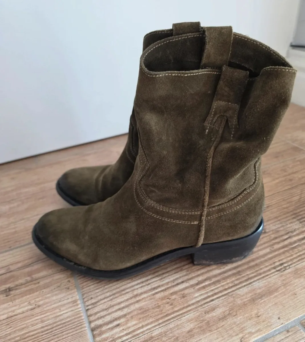 Lazamani cowboy/biker ankle boots size 6/39 - Image 1