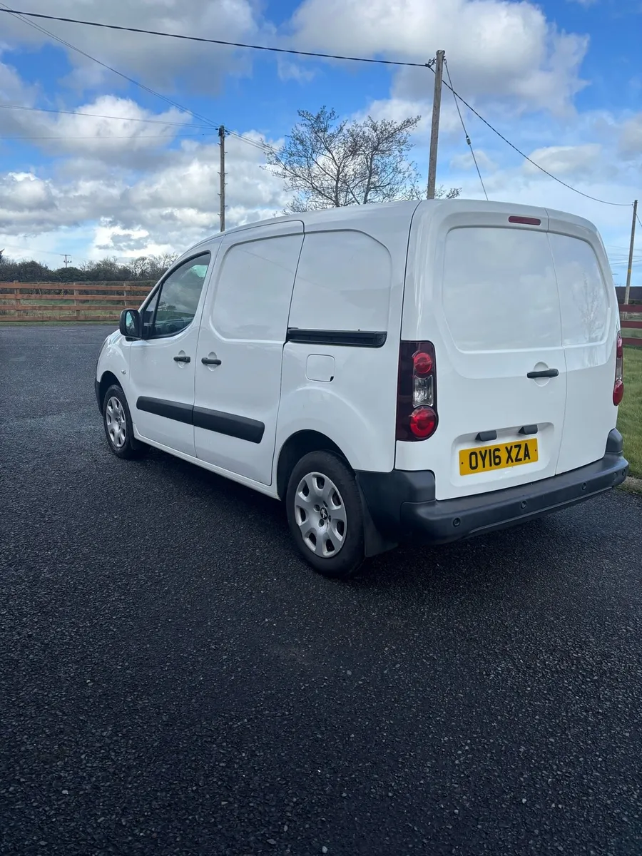 2016 Peugeot partner 200vrt (berlingo) - Image 3