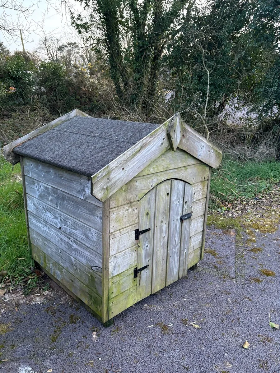 Wooden Dog Kennel - Image 2