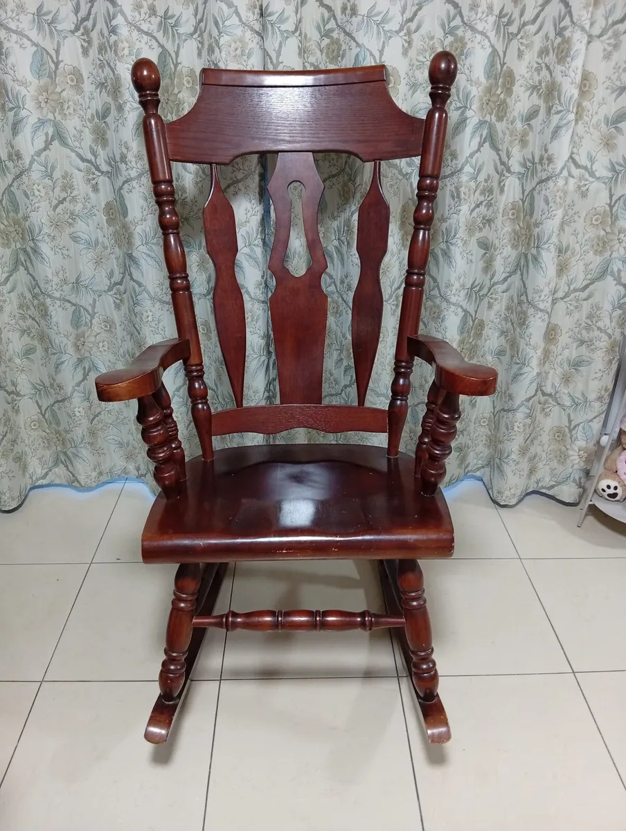 Rocking Chair - Image 2