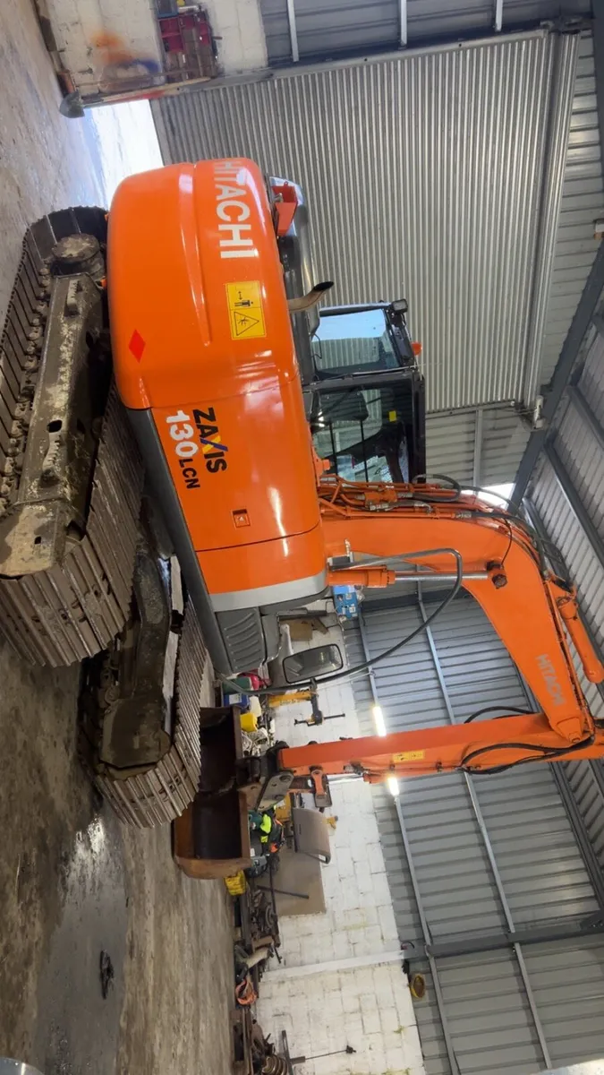 Hitachi 130-3 - Image 3