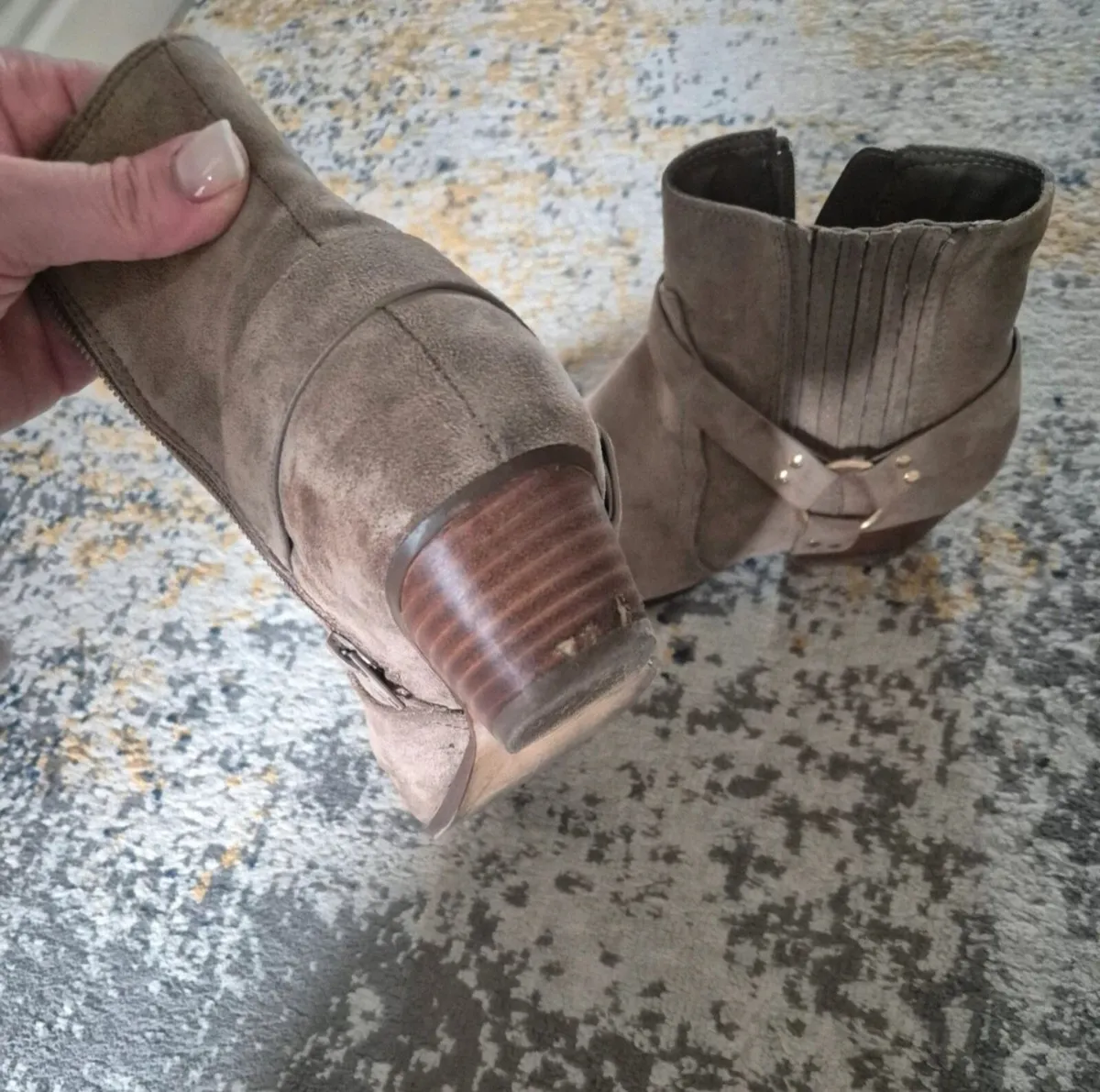 River Island biker boots size 6 - Image 3