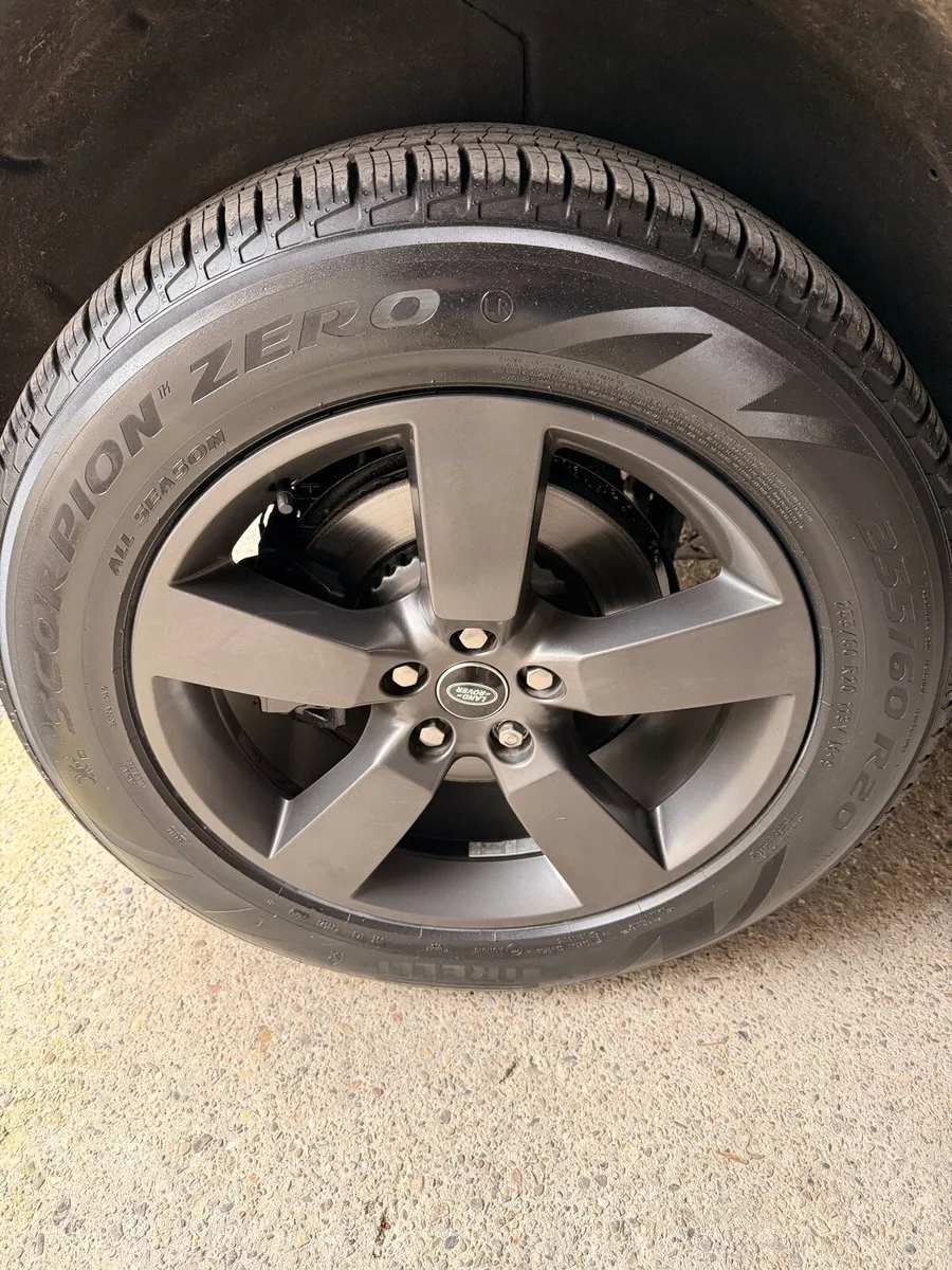 Full Set of 5 Genuine Defender Wheels and Tyres - Image 4