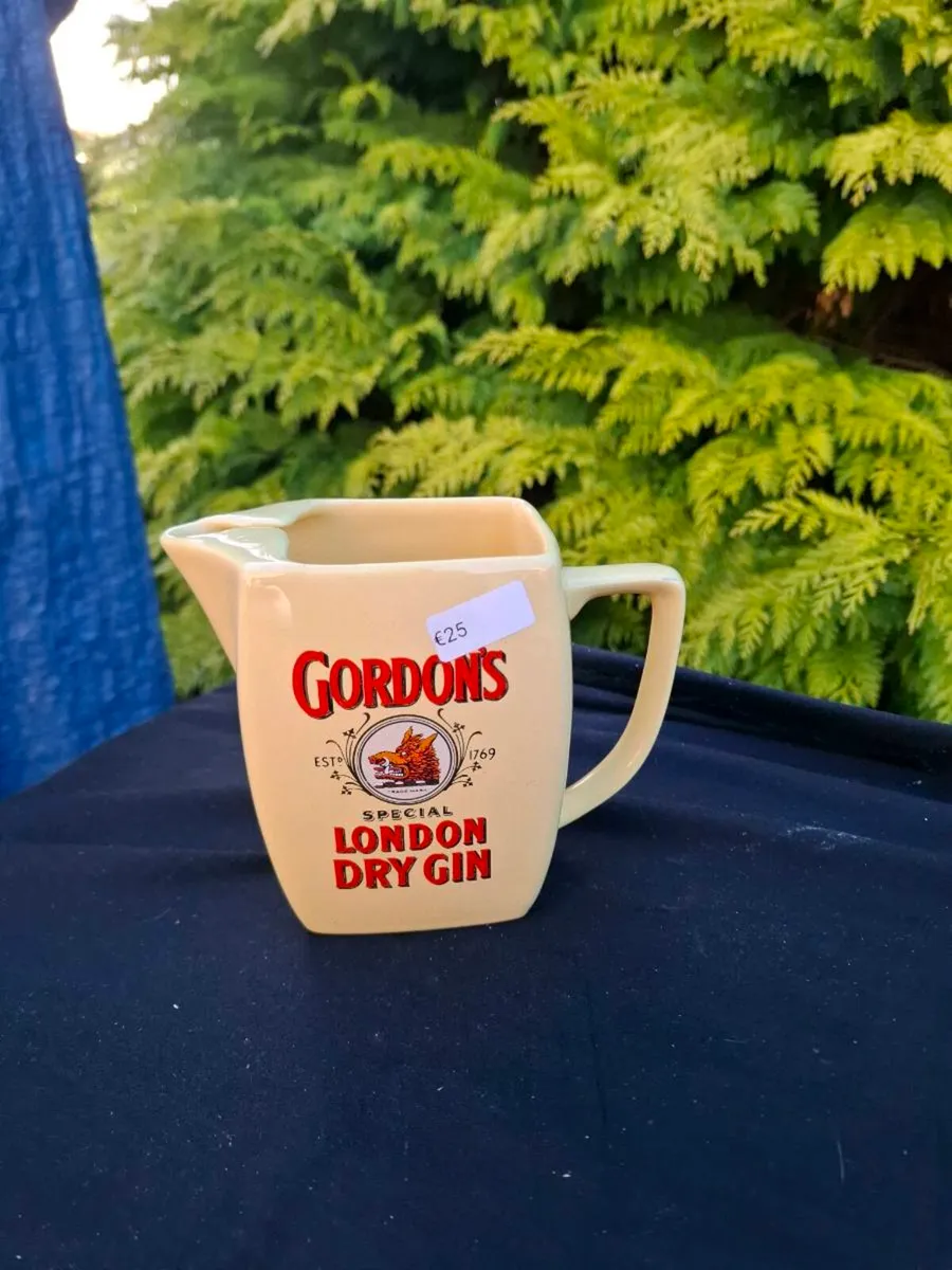 Gordon gin jug postage possible - Image 2