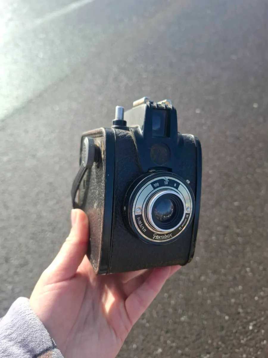 Gevabox vintage camera postage possible