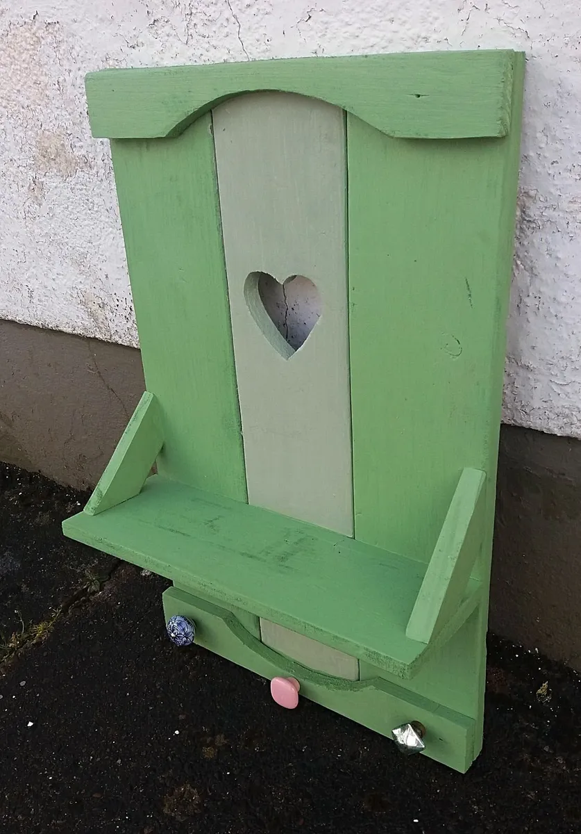 Rustic floating shelf / coat rack - Image 2