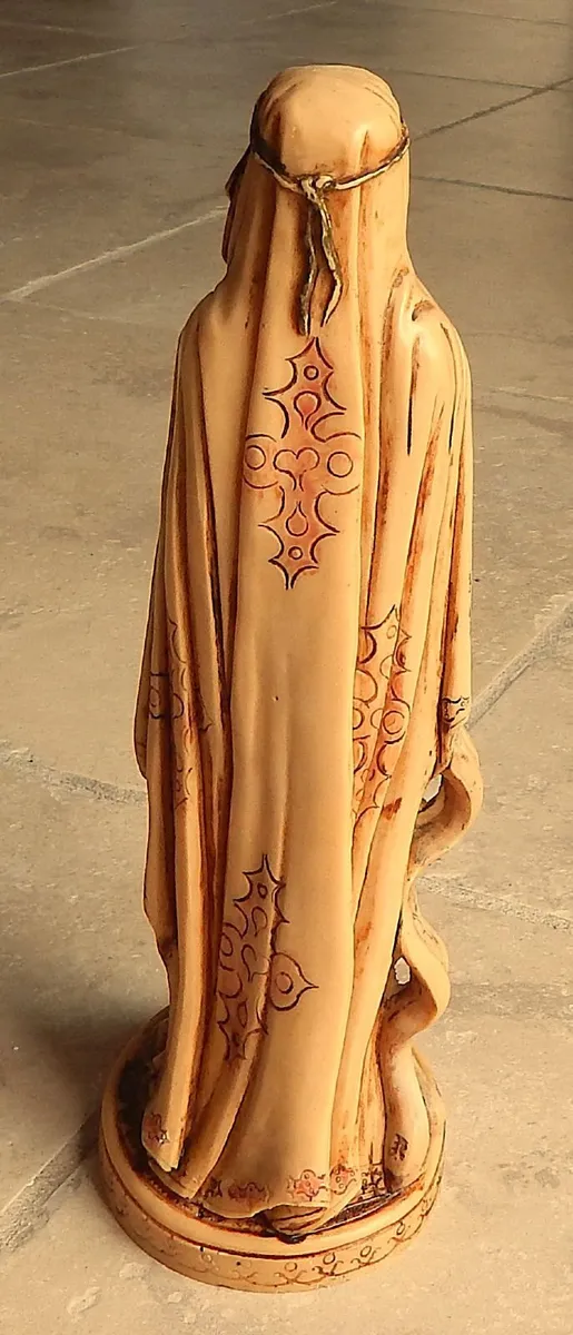 Pair of Middle Eastern Figurines - Image 3