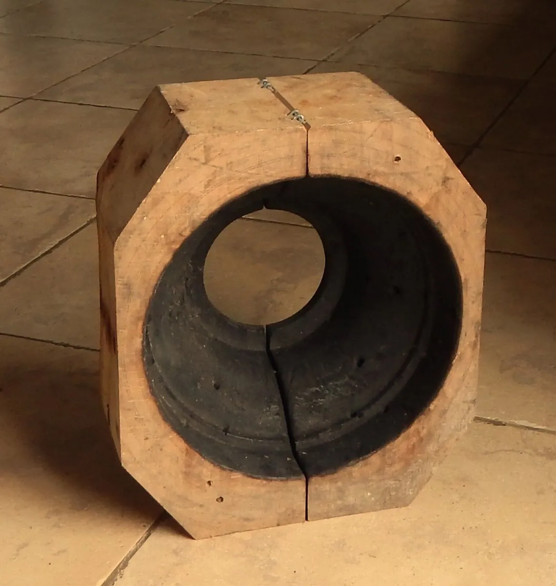 Heavy Wooden Glass Blowing Mould - Image 2