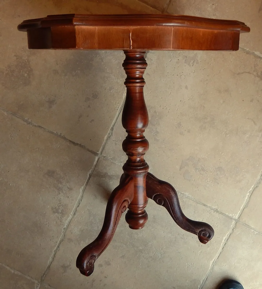 Italian Style Marquetry Pedestal Side Table - Image 4