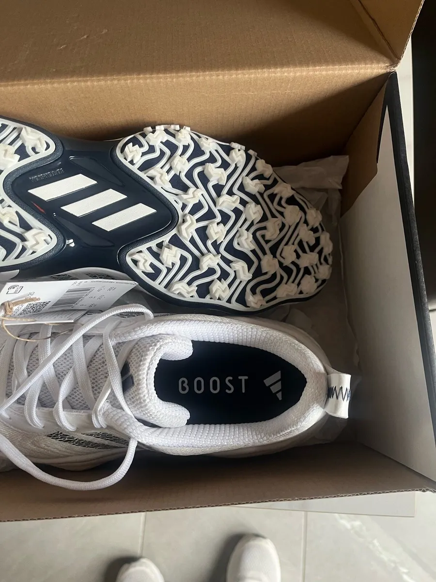 Adidas golf shoes - Image 4