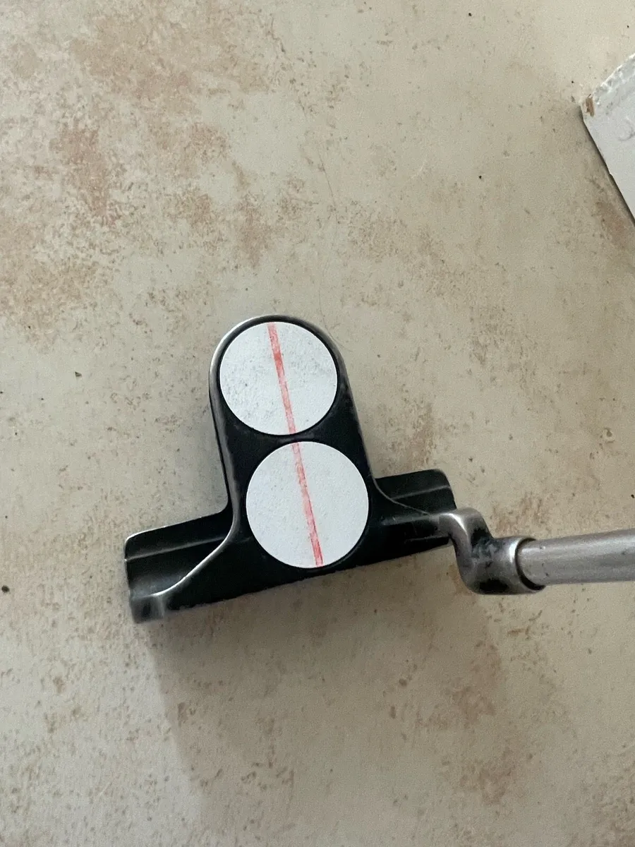 Golf Putter - Image 1