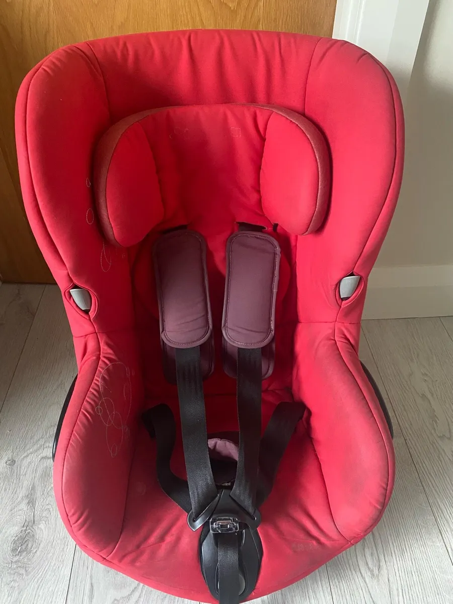 Maxi cosi car seat - Image 1