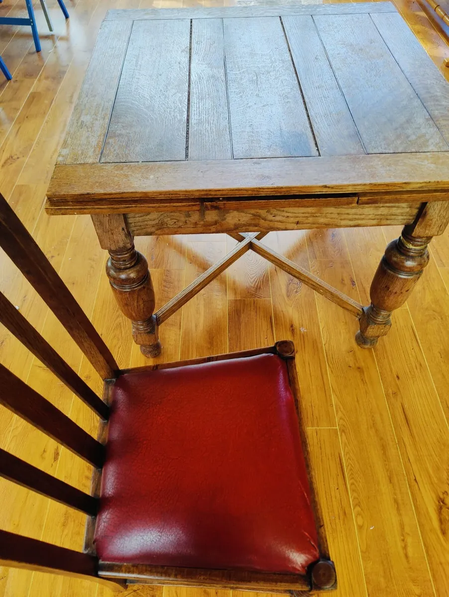 Antique kitchen table - Image 1