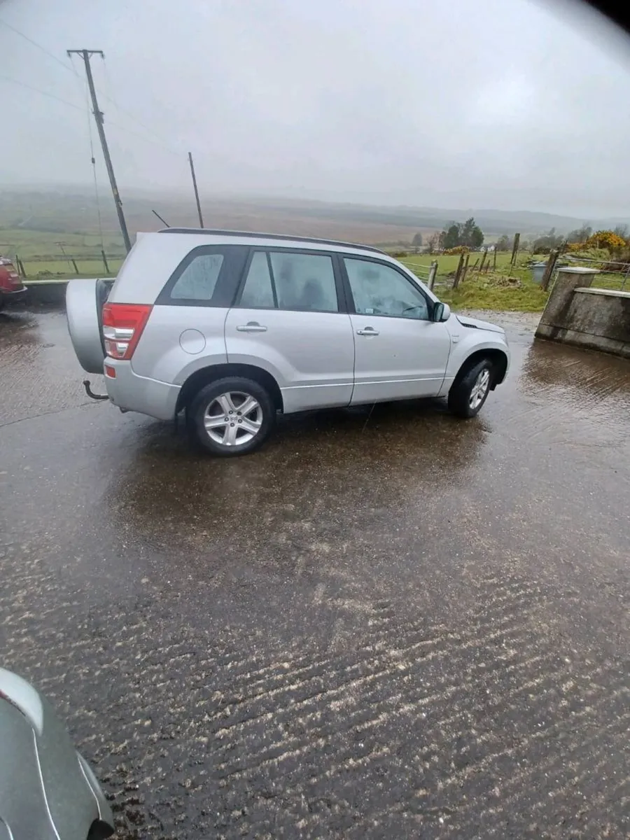 Suzuki grand  vitara - Image 2