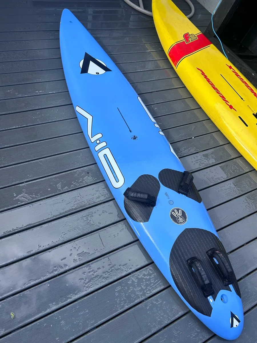 Windsurf board and bag - Image 2