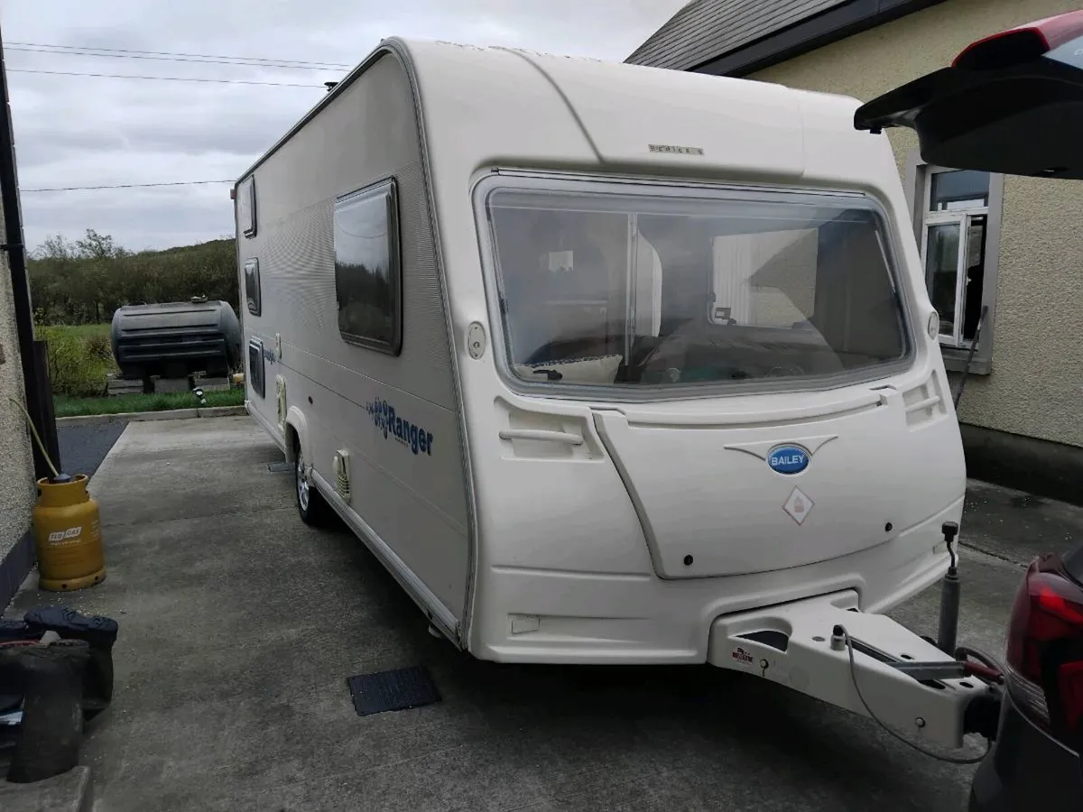 Caravan - Image 1