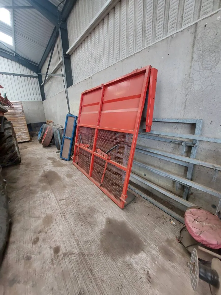 Silage tail board - Image 2