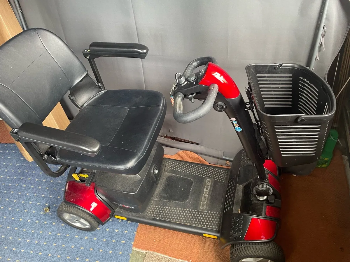 Mobility scooter - Image 1