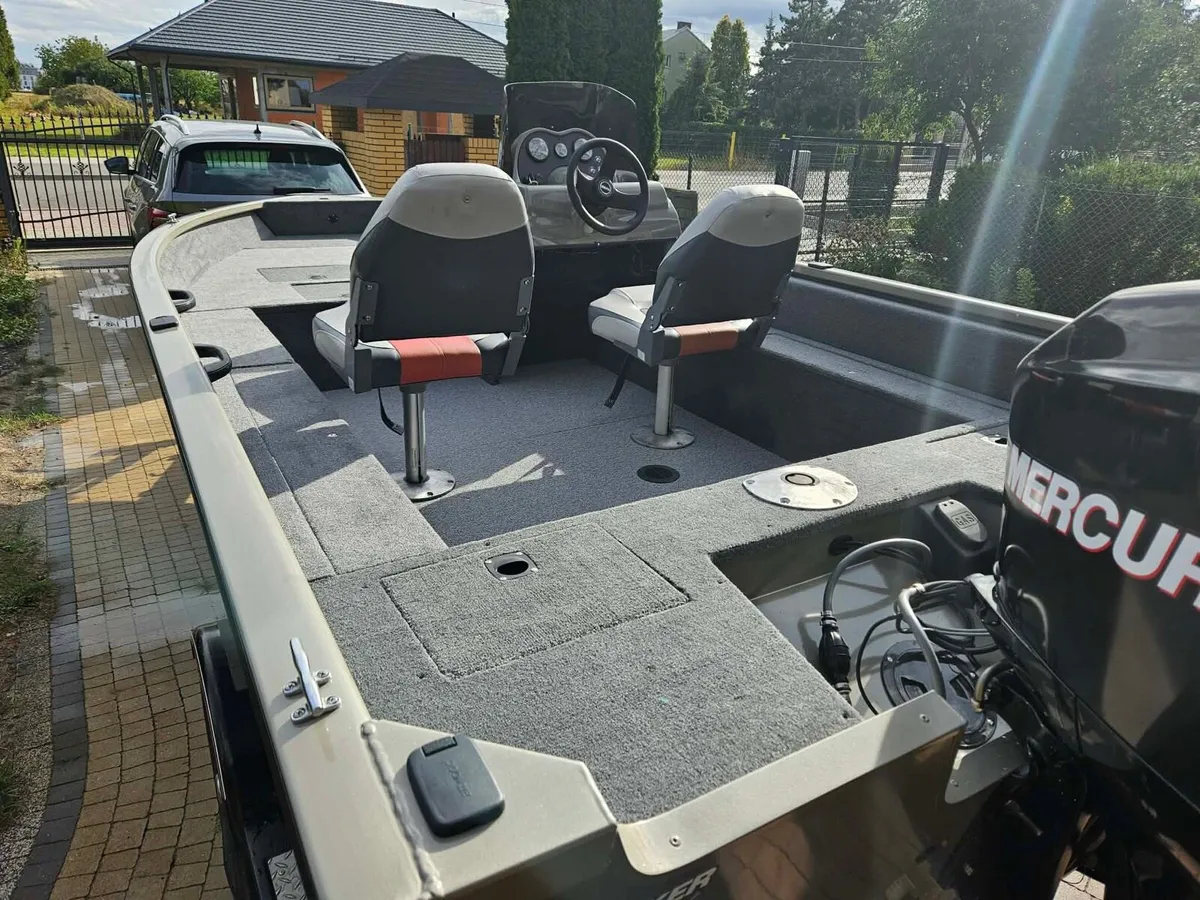 Fishing Boat Tracker V16 Pro Guide - Image 4