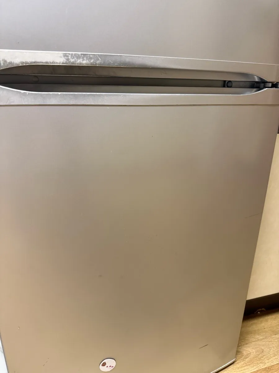 Bosch fridge freezer - Image 2