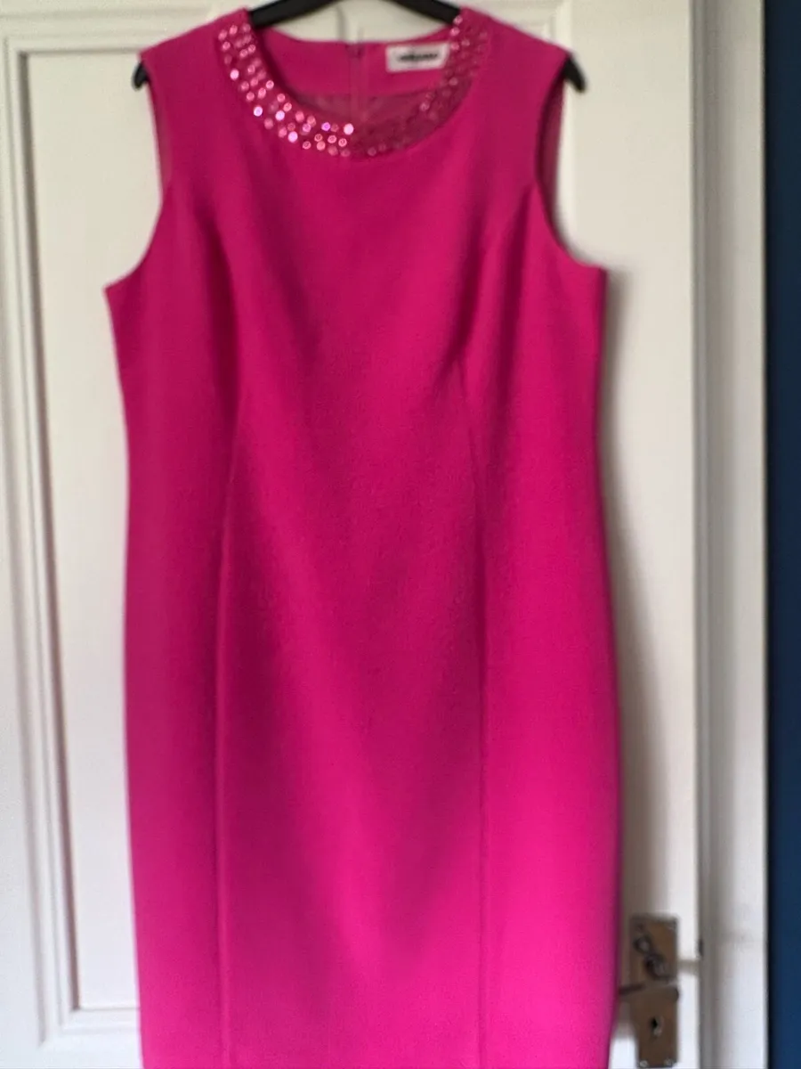 Ladies dress - Image 2