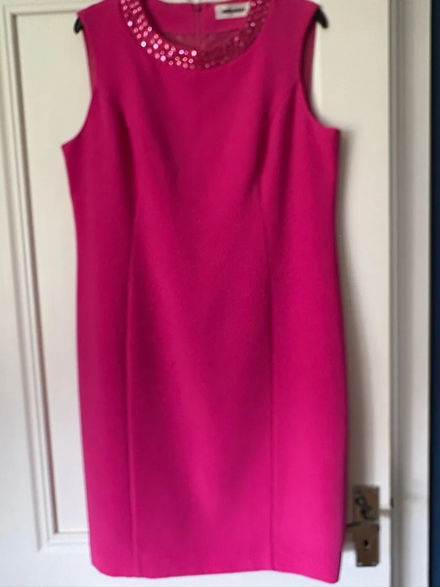 Ladies dress - Image 1