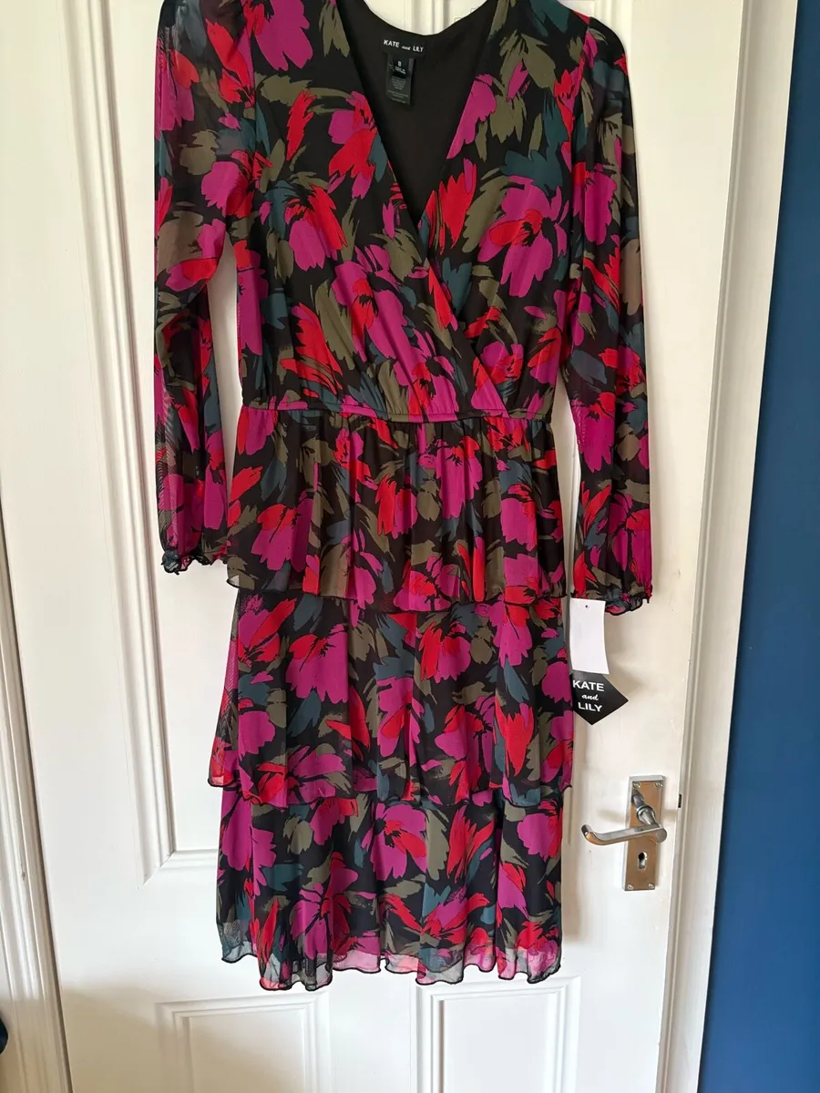 Ladies dress - Image 2