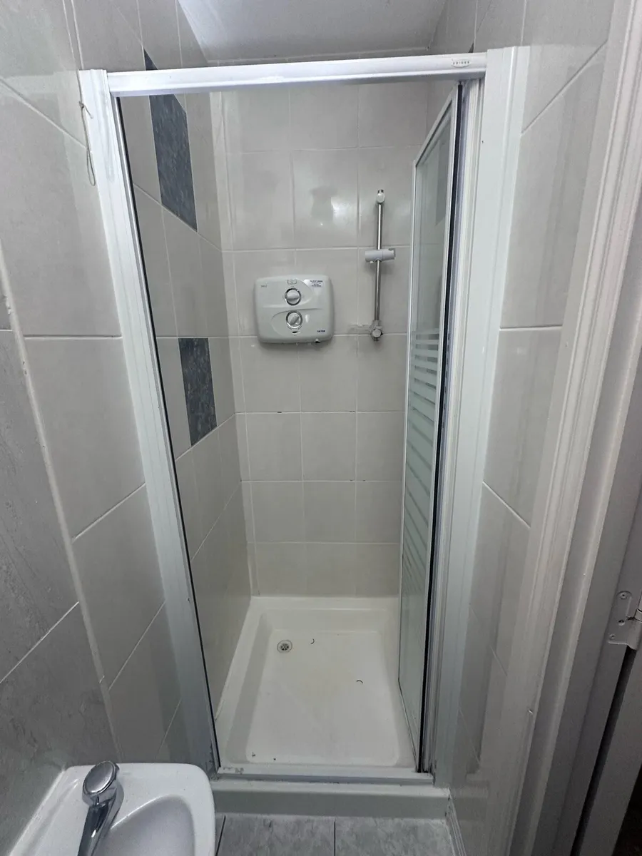 Bathroom Ware - Image 3