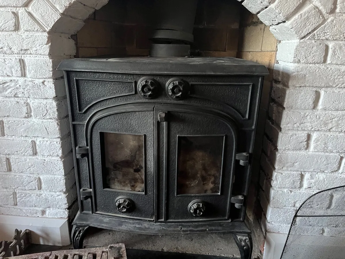 Stove - Image 1