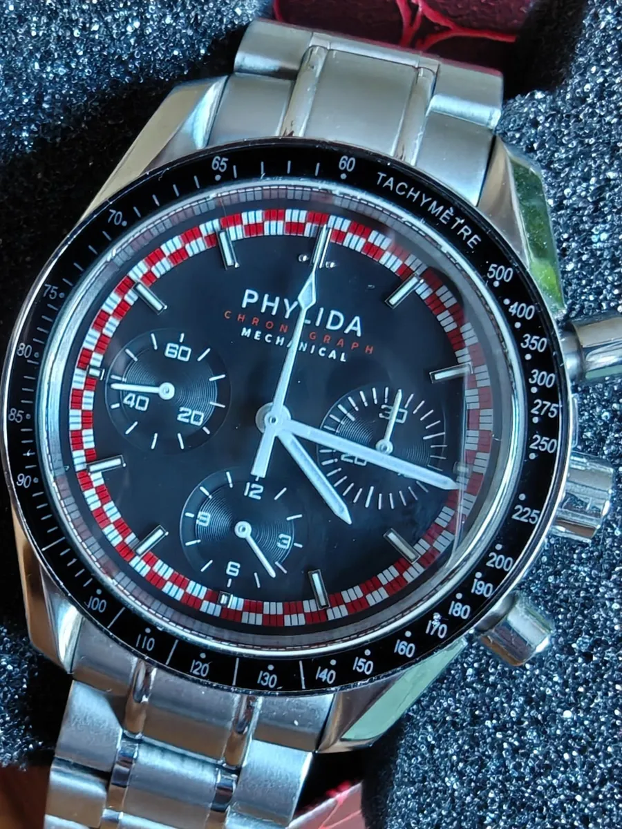 Phylida ST19 "Tin Tin" Manually wound watch - Image 1