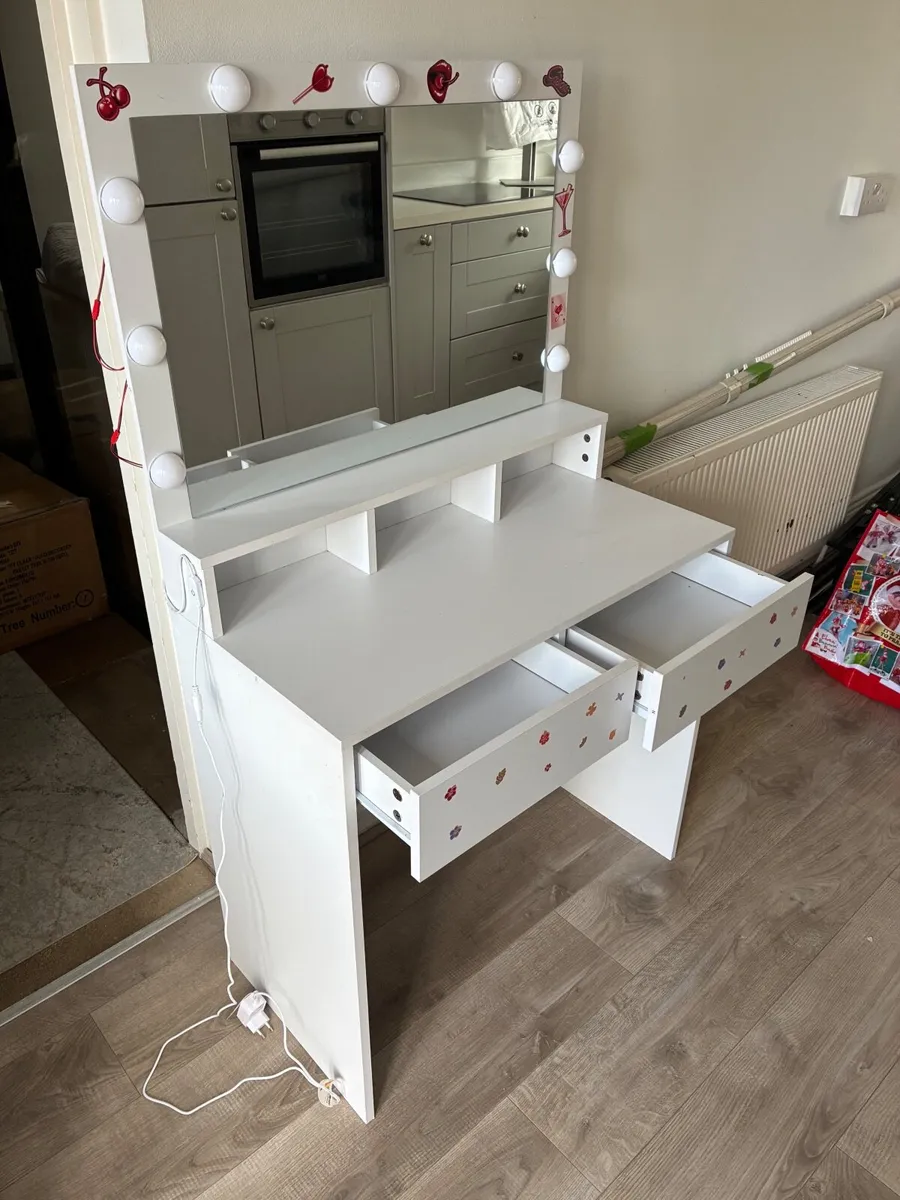 Vanity Desk - Image 3