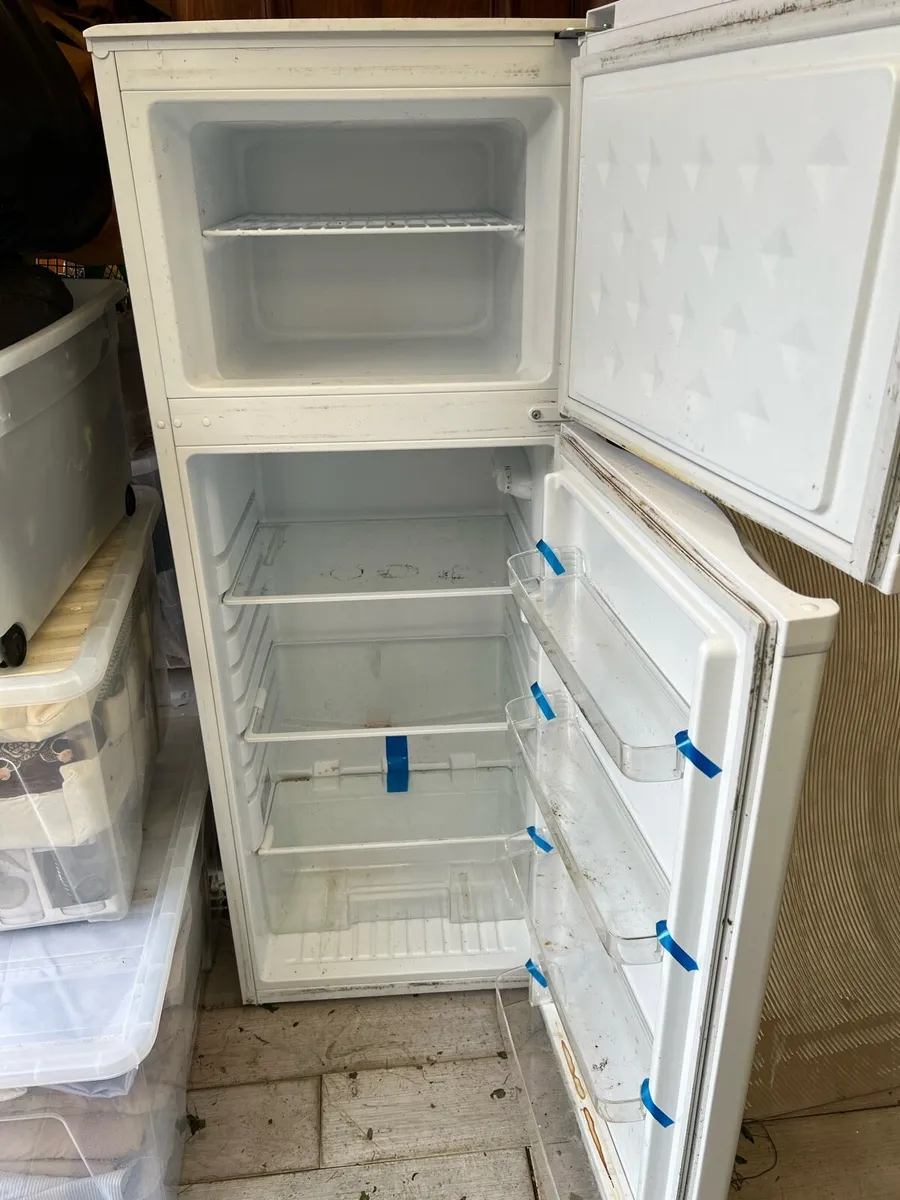 PowerPoint Fridge Freezer - Image 2